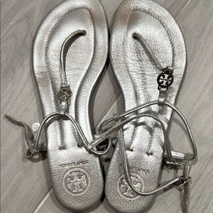 Tory Burch Silver Sandals Elegant Design